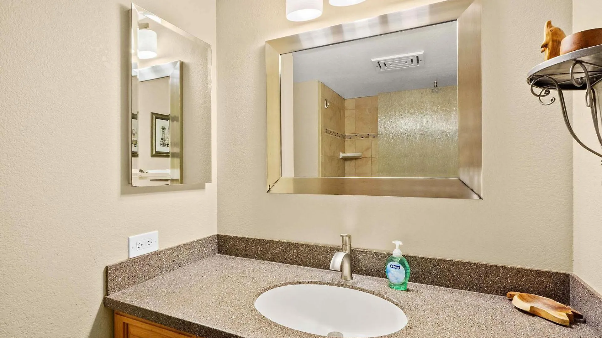 Kamaole Sands 7-109 - Romantic, Renovated, Ac ويليا